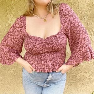 Lulu's mauve pink 3/4 ruffle bell sleeve cropped smocked leaf print blouse Sz M
